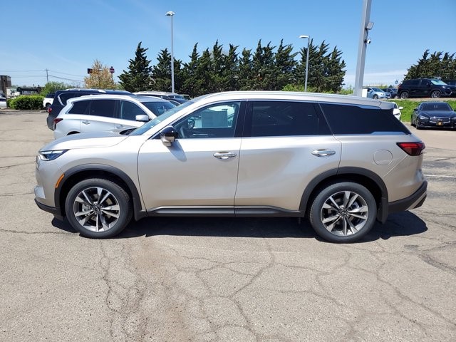 2025 Infiniti QX60 Luxe photo 2