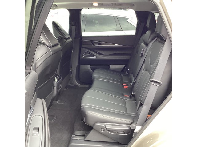 2022 Infiniti QX60 Sensory photo 7