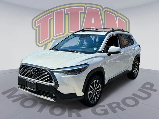 2023 Toyota Corolla Cross XLE [3]