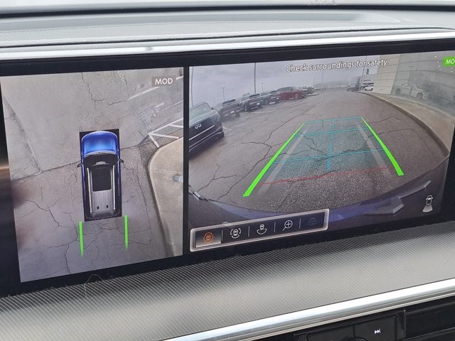 2025 INFINITI QX80 Pure 4WD - Photo 17