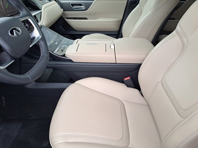 2025 INFINITI QX80 Pure 4WD - Photo 24