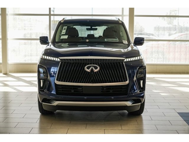 2025 Infiniti QX80 Luxe photo 2