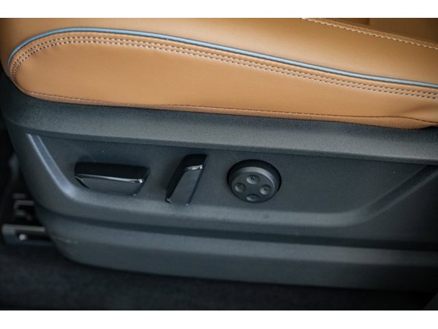 2025 Infiniti QX80 Luxe photo 19