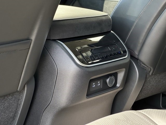 2025 Infiniti QX80 Sensory photo 20