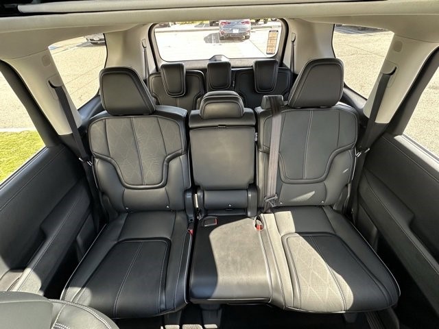 2025 Infiniti QX80 Sensory photo 22