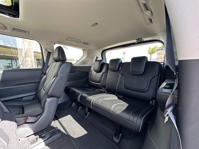 2025 Infiniti QX80 Sensory photo 23