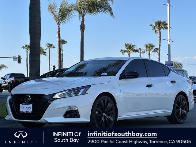 2022 Nissan Altima 2.5 SR 2.5 SR Sedan Regular Unleaded I-4 2.5 L/152 [1]