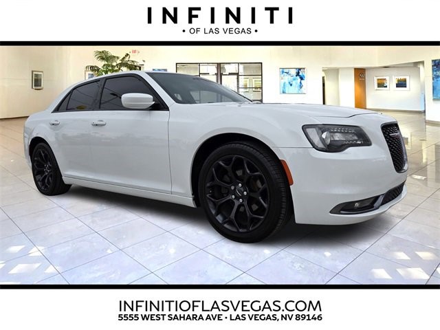 2019 Chrysler 300 300S 300S RWD Regular Unleaded V-6 3.6 L/220 [0]