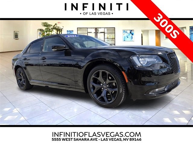 2021 Chrysler 300 300S 300S RWD Regular Unleaded V-6 3.6 L/220 [0]