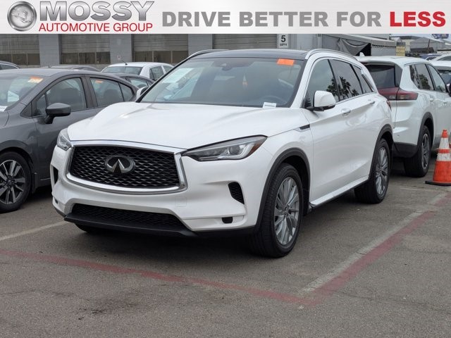 2023 INFINITI QX50 LUXE LUXE FWD Intercooled Turbo Premium Unleaded I-4 2.0 L/122 [6]
