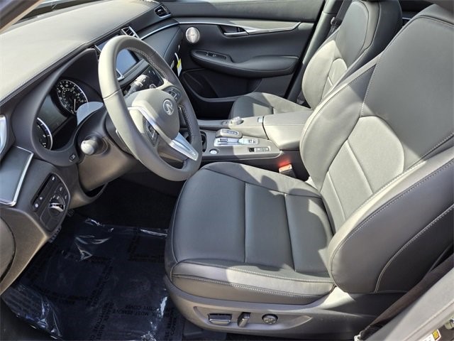 2025 Infiniti QX50 Luxe AWD photo 11