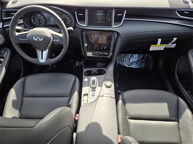 2025 Infiniti QX50 Luxe AWD photo 14