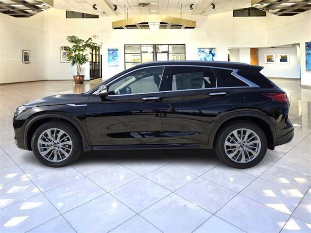 2025 Infiniti QX50 Luxe AWD photo 4