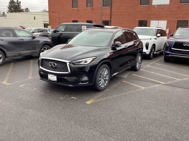 2023 INFINITI QX50 LUXE LUXE AWD Intercooled Turbo Premium Unleaded I-4 2.0 L/122 [1]
