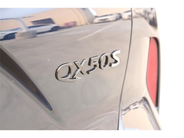 2025 Infiniti QX50 SPORT photo 7
