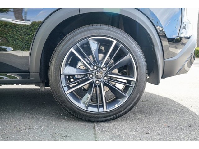 2025 Infiniti QX55 Luxe photo 9