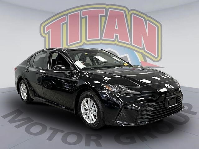 2025 Toyota Camry LE [0]