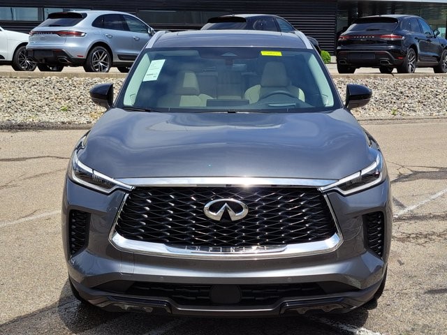 2025 Infiniti QX60 Luxe photo 4