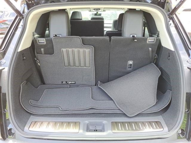 2025 Infiniti QX60 Luxe photo 16