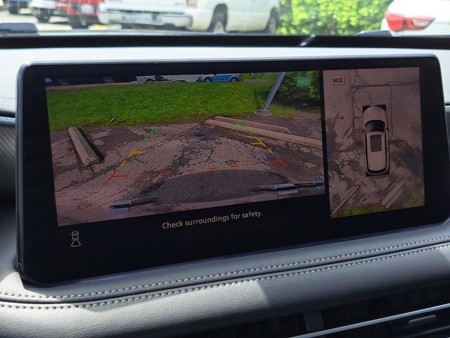 2025 Infiniti QX60 Luxe photo 9