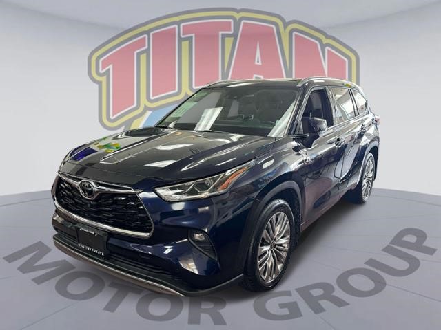 2022 Toyota Highlander Platinum [21]