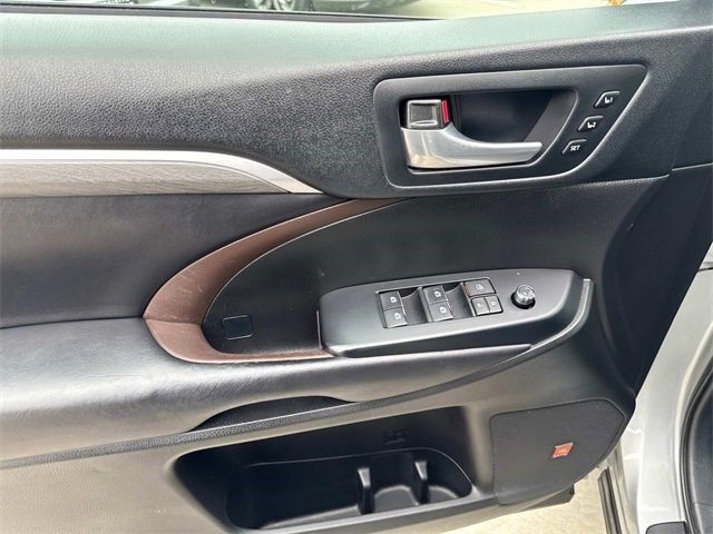 2018 Toyota Highlander Limited photo 15