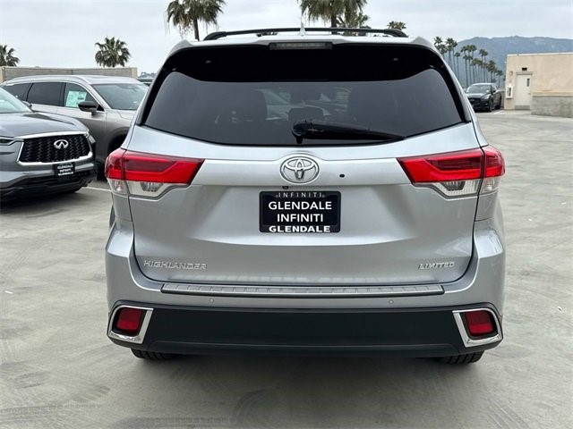 2018 Toyota Highlander Limited photo 3