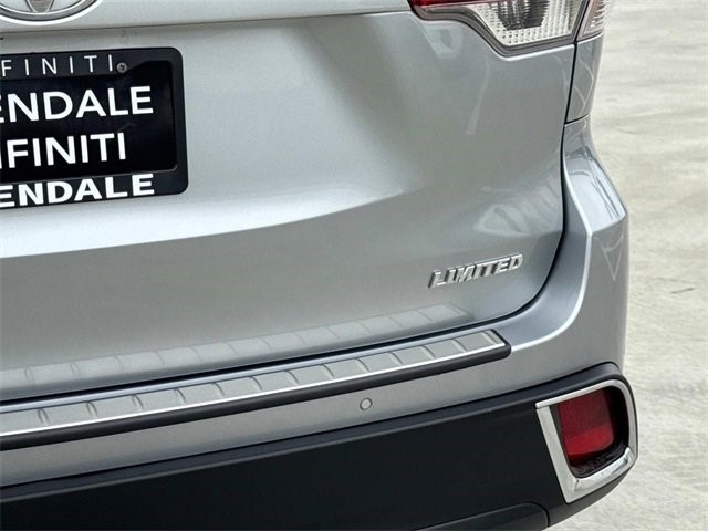 2018 Toyota Highlander Limited photo 5
