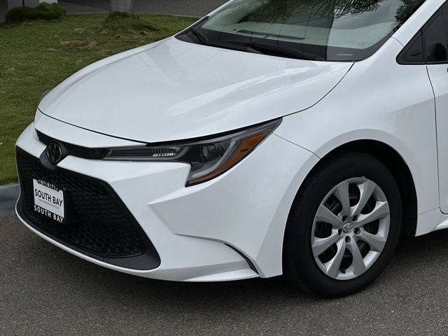 Used 2022 Toyota Corolla LE with VIN 5YFEPMAEXNP302380 for sale in Torrance, CA