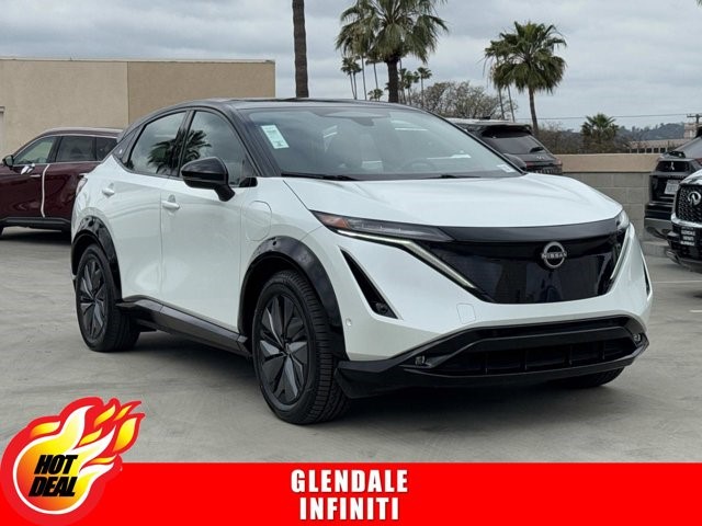 2023 Nissan ARIYA PLATINUM+ PLATINUM+ e-4ORCE AWD Electric [0]