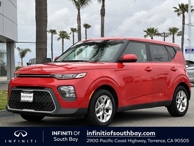 2022 Kia Soul LX LX IVT Regular Unleaded I-4 2.0 L/122 [0]
