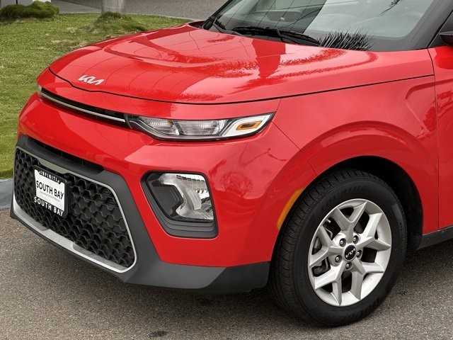 Used 2022 Kia Soul LX with VIN KNDJ23AU2N7184583 for sale in Torrance, CA