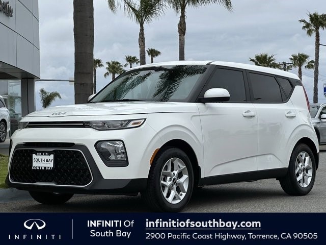 2022 Kia Soul LX LX IVT Regular Unleaded I-4 2.0 L/122 [1]