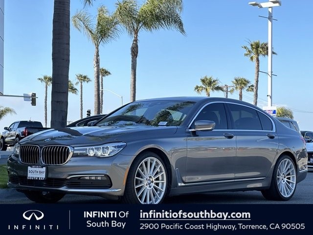 2018 BMW 7 Series 740i xDrive 740i xDrive Sedan Intercooled Turbo Premium Unleaded I-6 3.0 L/183 [11]