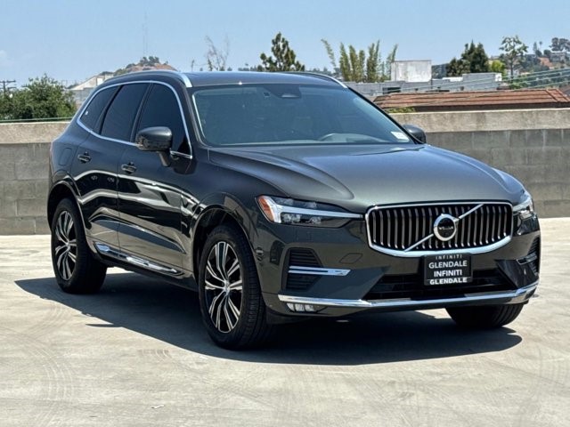 2022 Volvo XC60 Inscription B5 AWD Inscription Intercooled Turbo Gas/Electric I-4 2.0 L/120 [13]