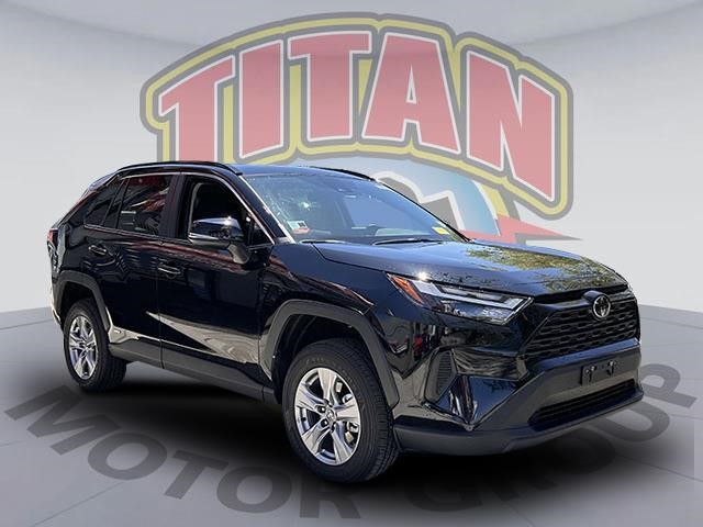 2025 Toyota RAV4 Hybrid XLE [24]