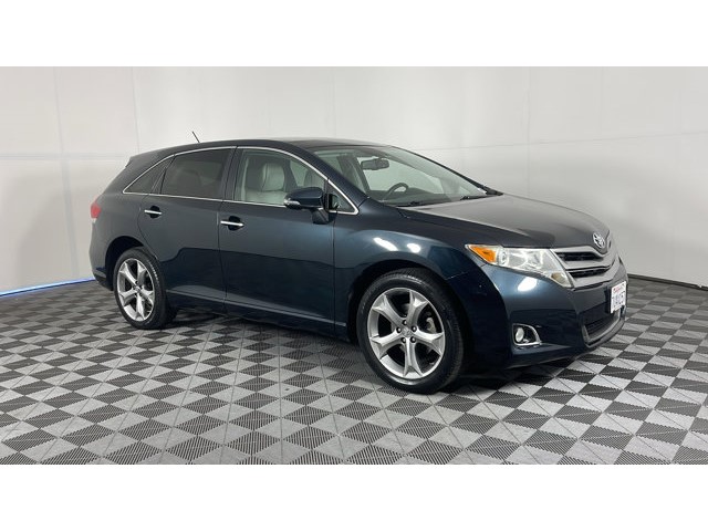 2015 Toyota Venza XLE 4dr Wgn V6 FWD XLE Regular Unleaded V-6 3.5 L/211 [0]