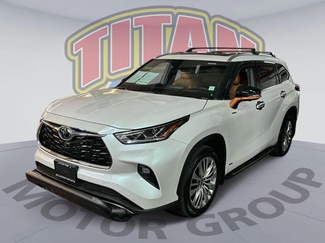 2023 Toyota Highlander Platinum [17]