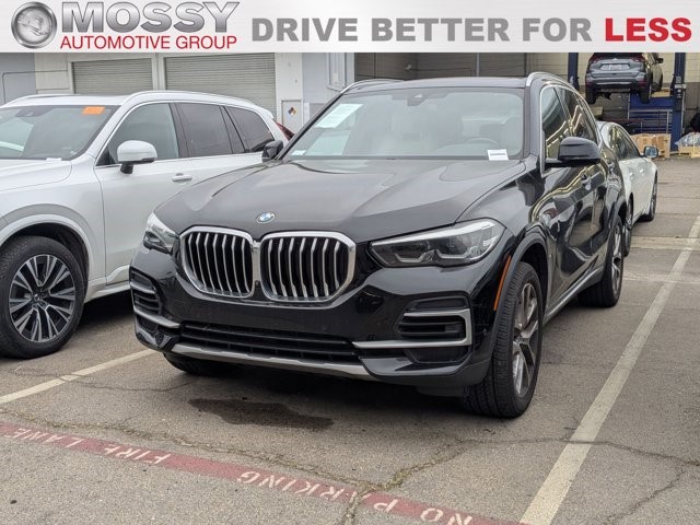 2022 BMW X5 sDrive40i sDrive40i Sports Activity Vehicle Intercooled Turbo Gas/Electric I-6 3.0 L/183 [3]