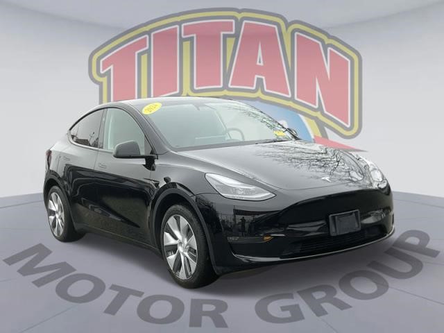 2023 Tesla Model Y Long Range Dual Motor All-Wheel Drive [0]