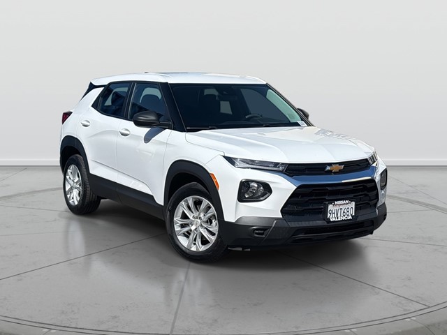2023 Chevrolet Trailblazer LS FWD 4dr LS Gas I3 1.2L/ [6]