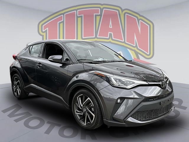 2022 Toyota C-HR XLE [2]