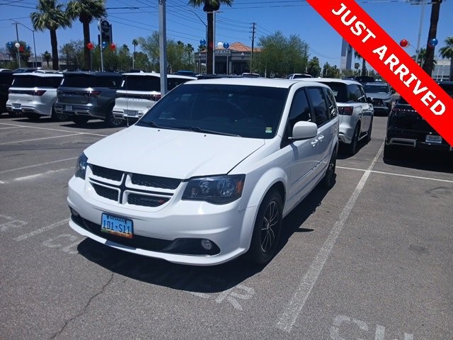 2016 Dodge Grand Caravan R/T 4dr Wgn R/T Regular Unleaded V-6 3.6 L/220 [0]