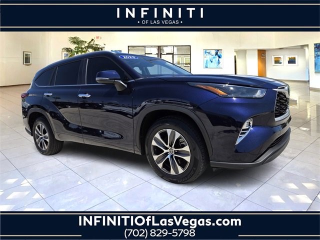 2023 Toyota Highlander XLE XLE FWD Intercooled Turbo Regular Unleaded I-4 2.4 L/146 [0]
