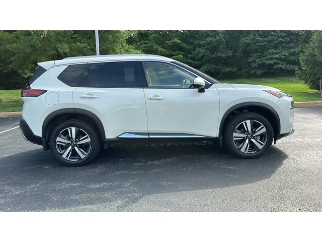 2023 Nissan Rogue Platinum AWD Platinum *Ltd Avail* Intercooled Turbo Regular Unleaded I-3 1.5 L/91 [27]