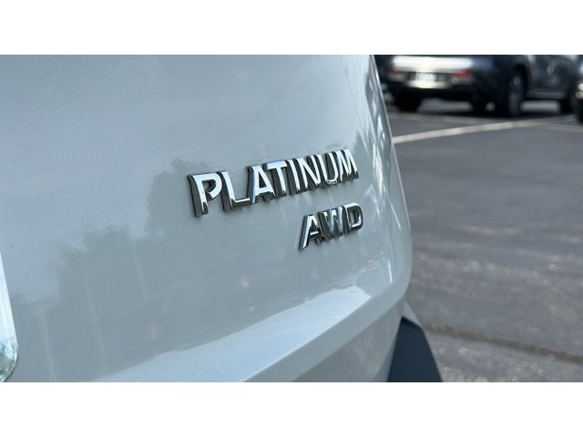 2023 Nissan Rogue Platinum AWD Platinum *Ltd Avail* Intercooled Turbo Regular Unleaded I-3 1.5 L/91 [8]