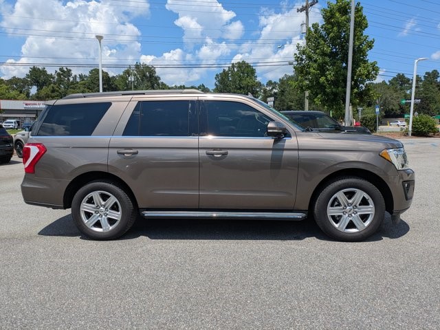 2019 Ford Expedition XLT photo 2