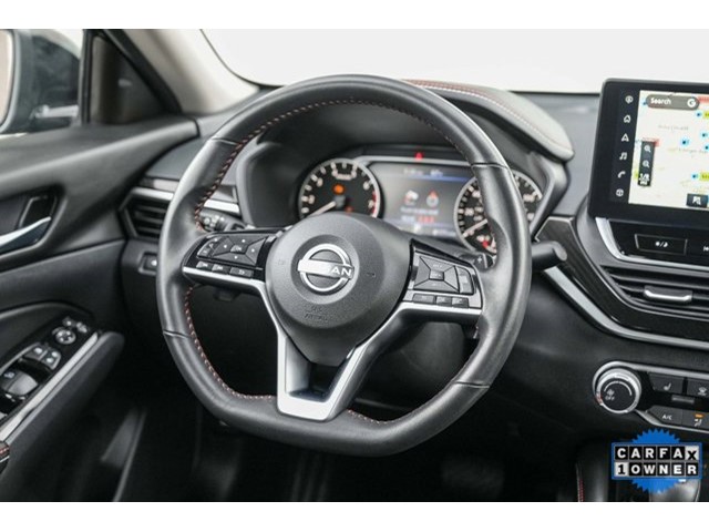 2024 Nissan Altima 2.5 SR photo 13