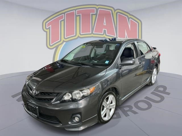 2013 Toyota Corolla S [2]