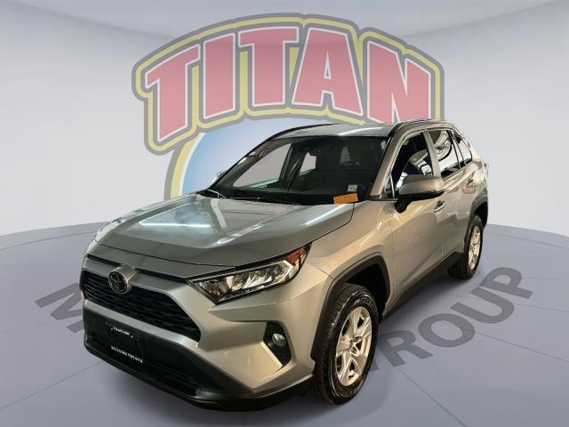 2021 Toyota RAV4 XLE [4]